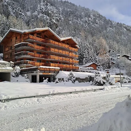 Les Mayens 3-2 By Interhome