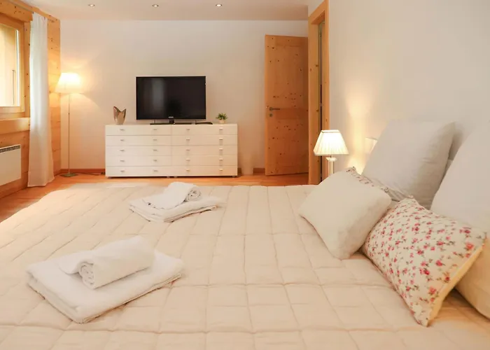 Les Mayens 3-2 By Interhome